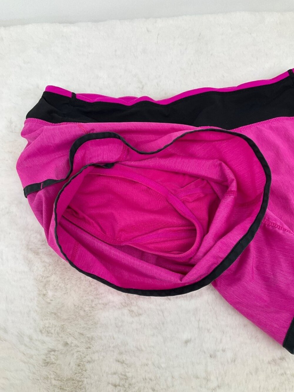 Lululemon Run Speed Shorts size 6 Raspberry Glo Light Athletic - Picture 6 of 8